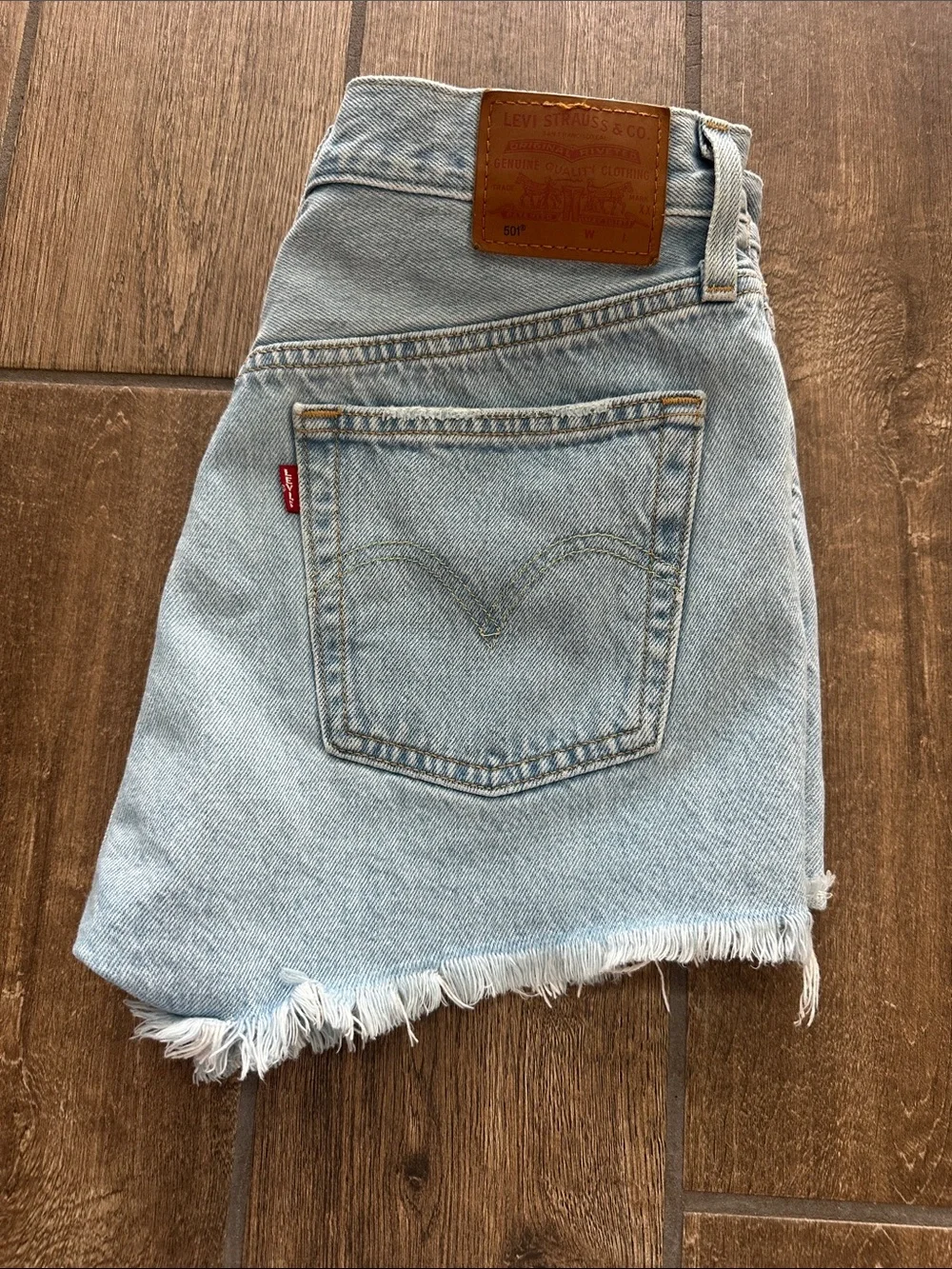 Levi’s button fly Women’s Frayed Hem Denim Shorts - Black, Light Blue, Dark Blue - Picture 6 of 9